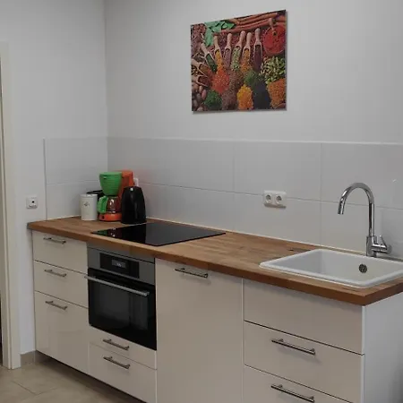 Eleonoras In Stadt Inklusive Eigenen Parkplätzen Vor Der Tür Apartamento *